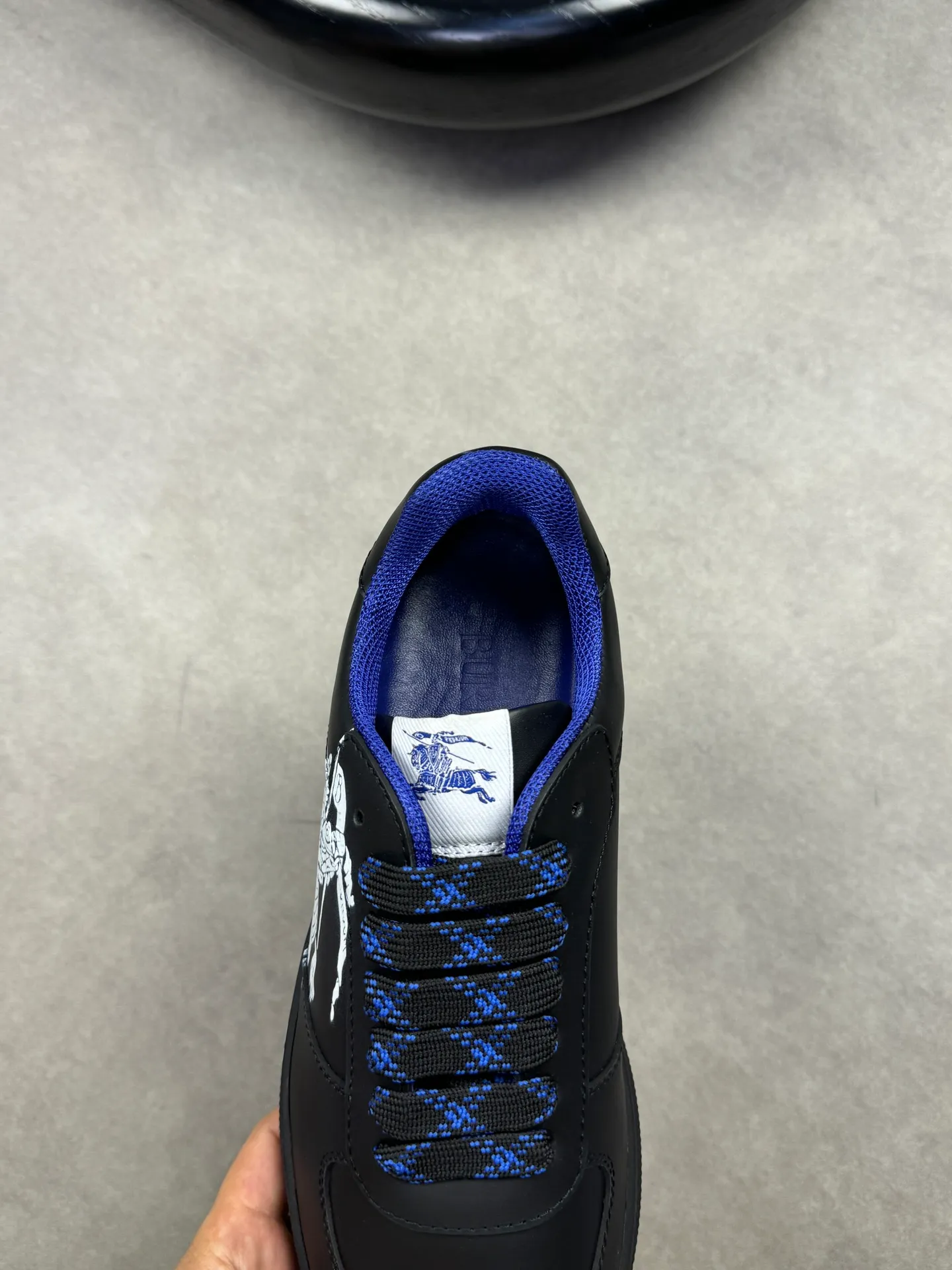 p420💰Men's shoes [BURBERRY] Burberry - High-end quality original order 🔍🔍🔍 - Upper: imported 🔝 Napa calfskin, 3D color printed brand totem on shoe body, tongue brand cloth label, heel air-pressure brand totem - Inner: canvas lining, feet; water-dyed cowhide - Outsole: ultra-light TPR rubber; two-color molded outsole -Ultra-high quality control and fine workmanship: outstanding (high-end, extravagance, grade) -Size: 38-44 (45, 46, can be customized)